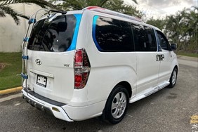Transport vehicle exterior